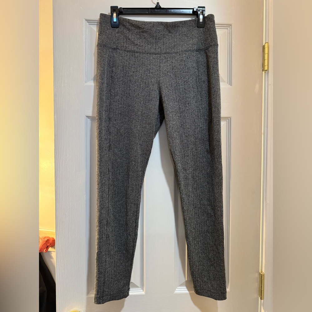 Athleta Delanecey Herringbone Tight size L
